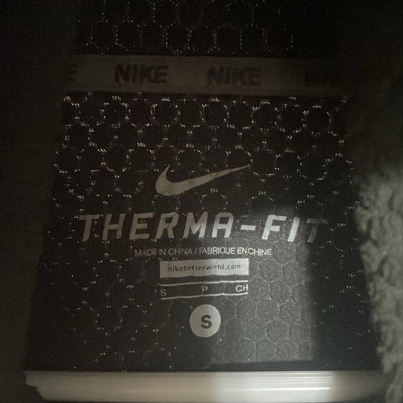 Nike Therma Fit Men’s Gray Hoodie Size Small - Picture 8 of 10